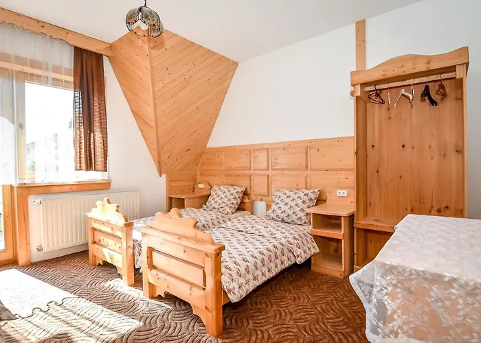 לינה וארוחת בוקר U Gronikowskich 3*