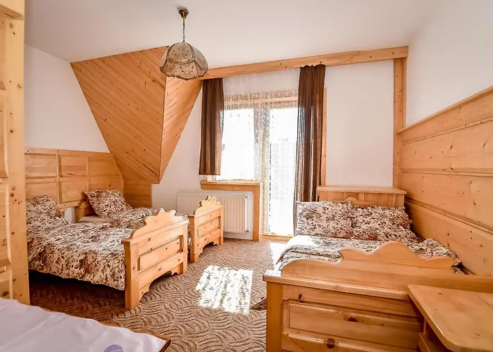 לינה וארוחת בוקר U Gronikowskich 3*