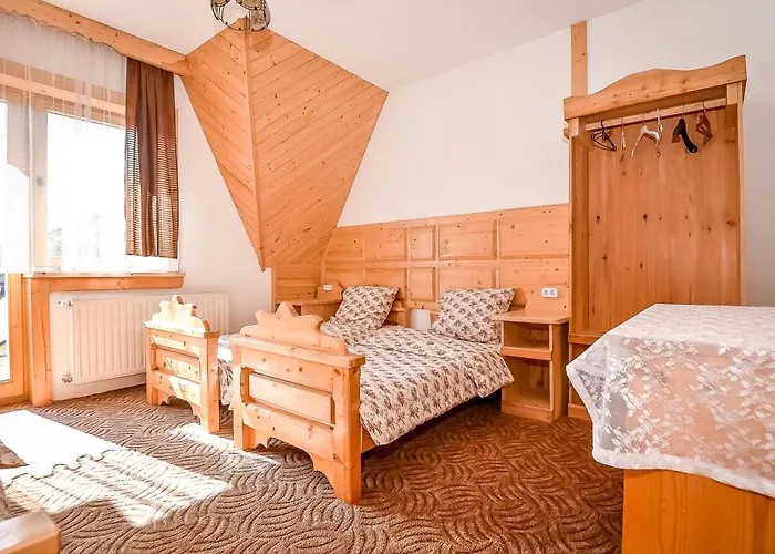 U Gronikowskich לינה וארוחת בוקר זקופאנה