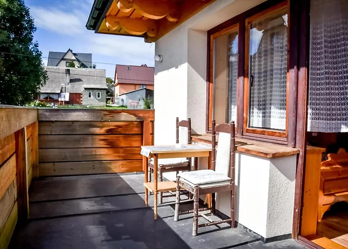 לינה וארוחת בוקר U Gronikowskich